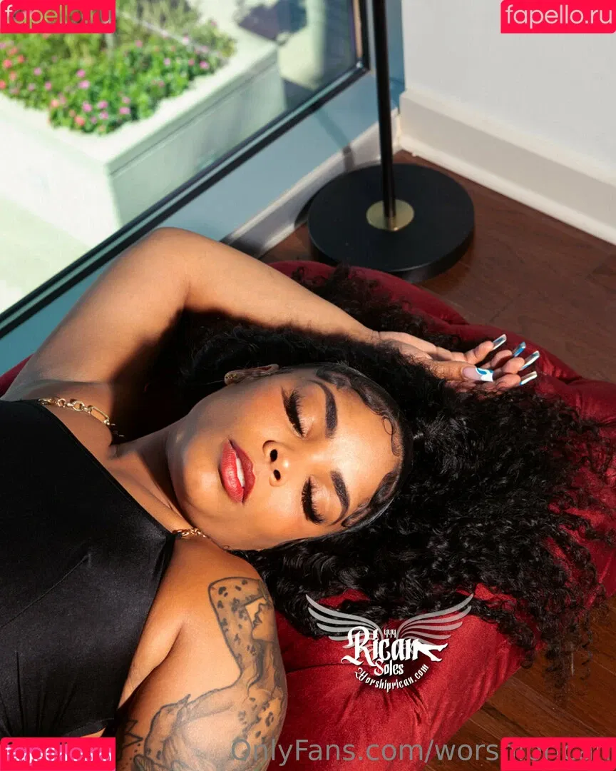 worshiprican Onlyfans Photo Gallery 