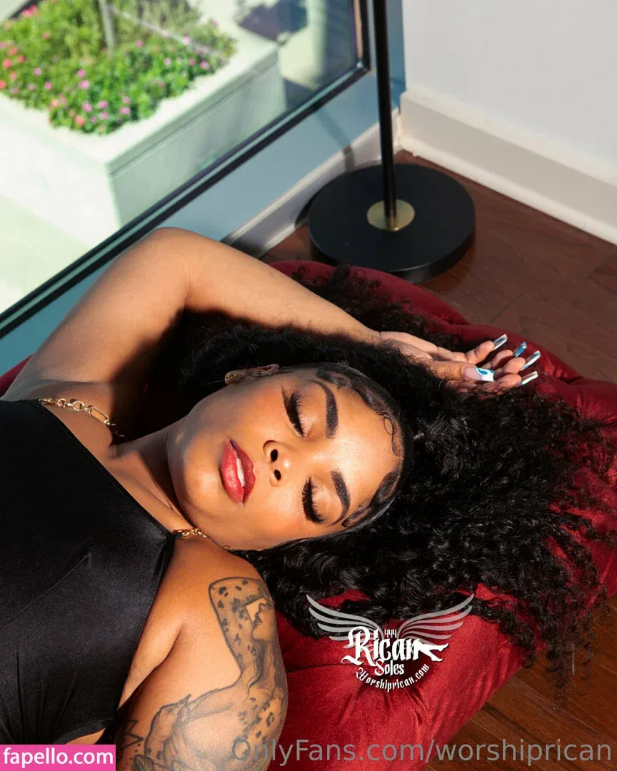worshiprican Onlyfans Photo Gallery 