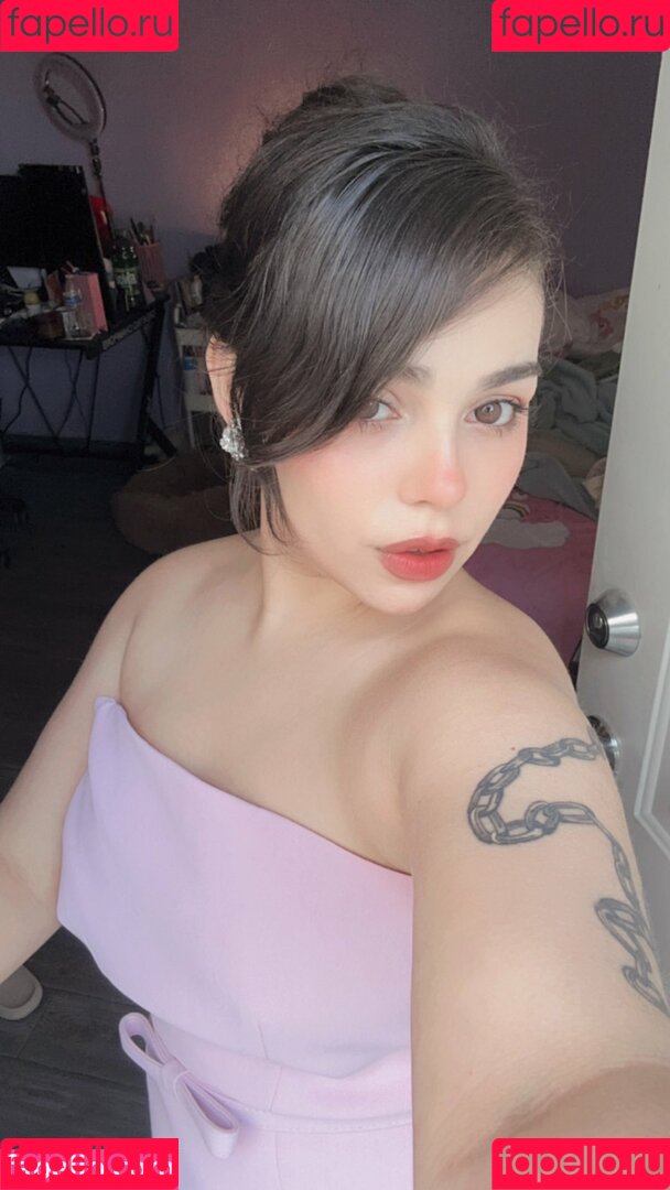 Melowo Onlyfans Photo Gallery 