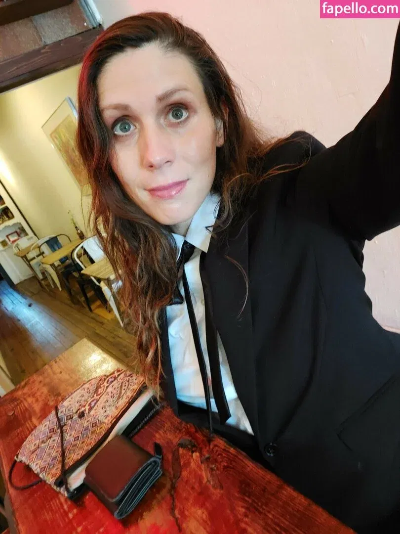 MothMomJess Onlyfans Photo Gallery 