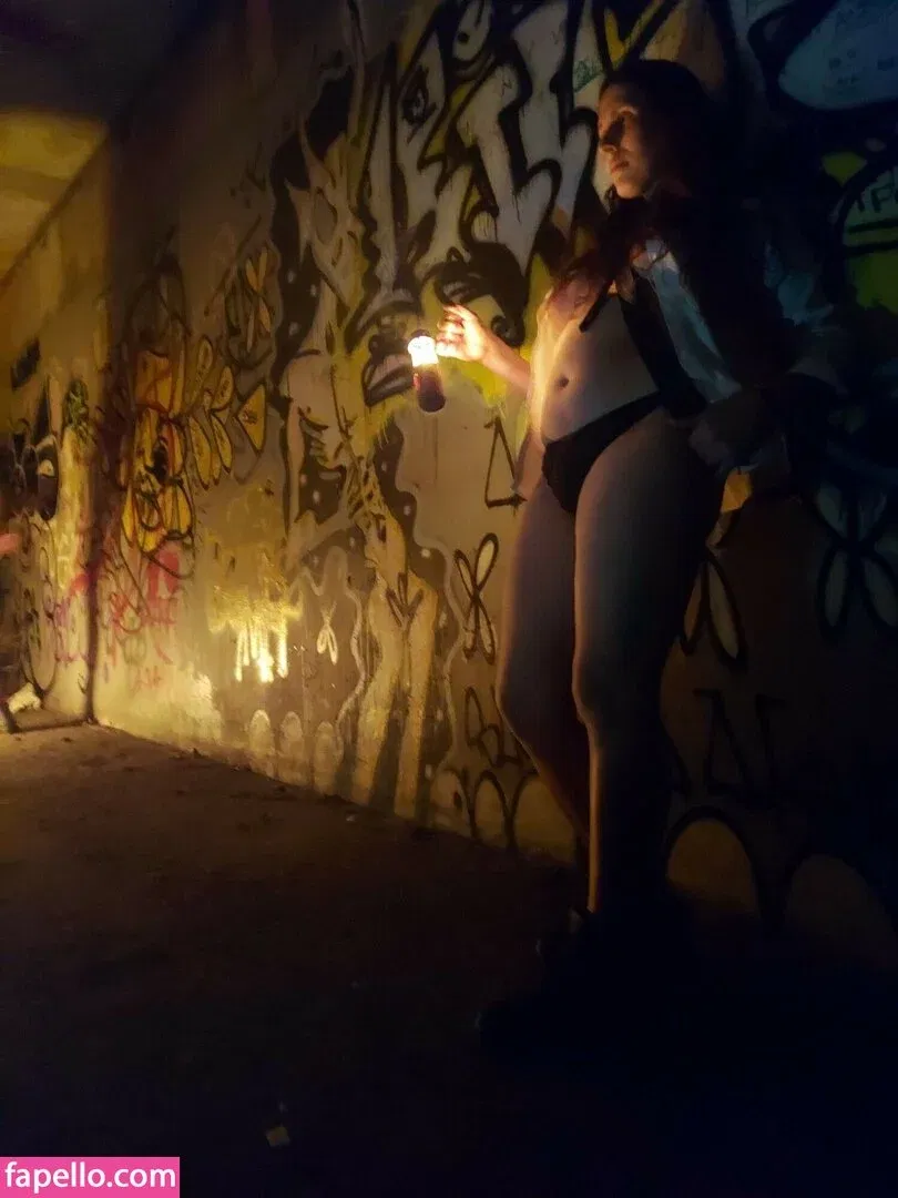 MothMomJess Onlyfans Photo Gallery 