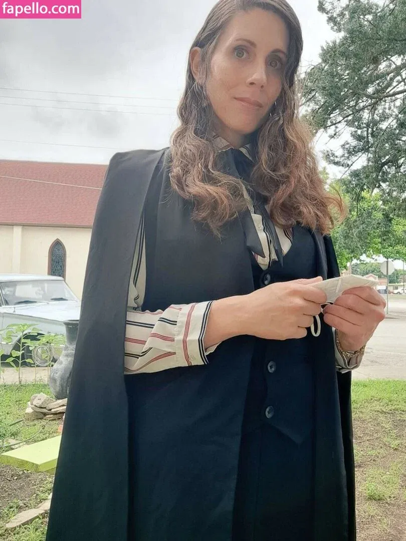 MothMomJess Onlyfans Photo Gallery 