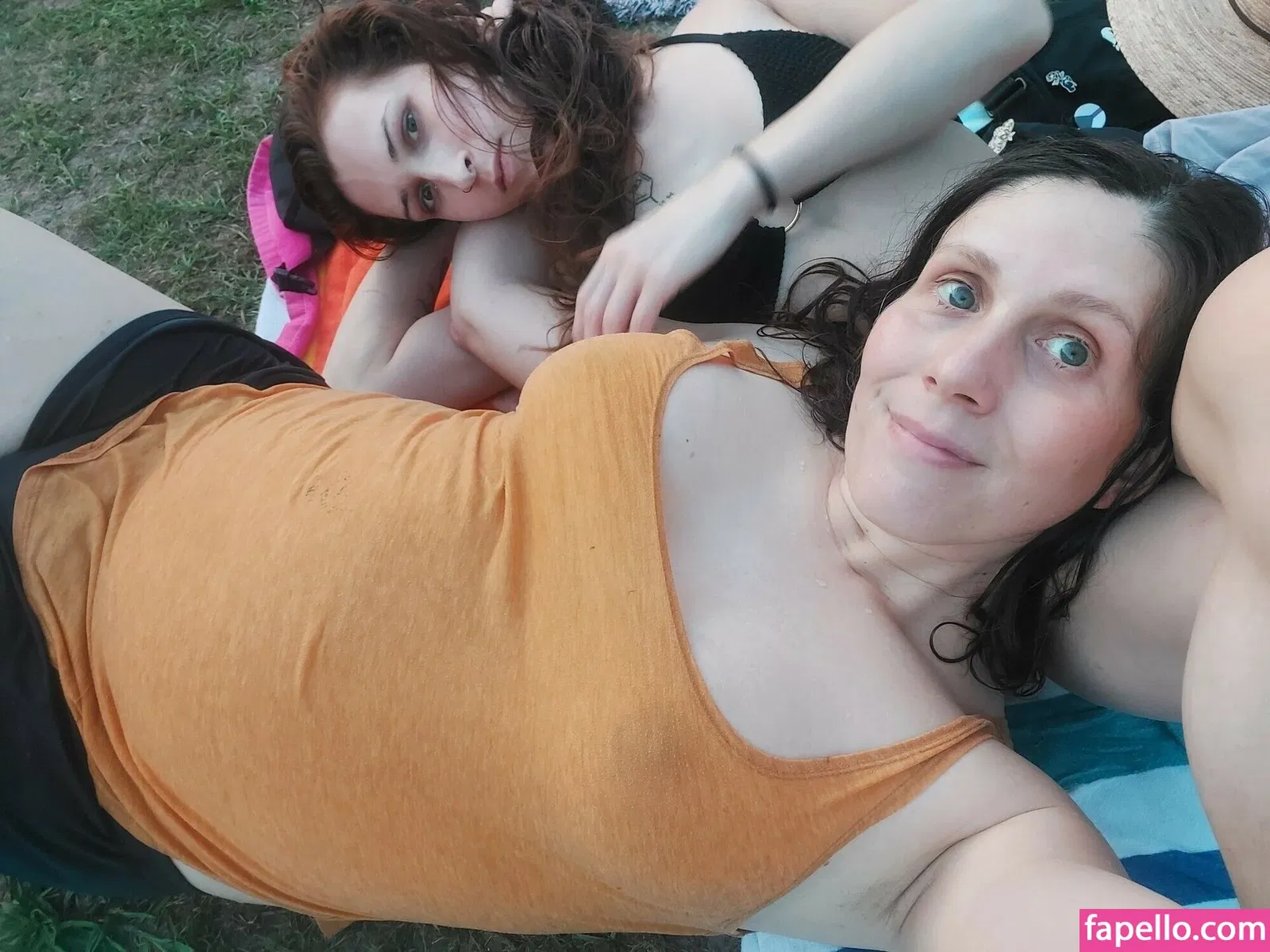 MothMomJess Onlyfans Photo Gallery 