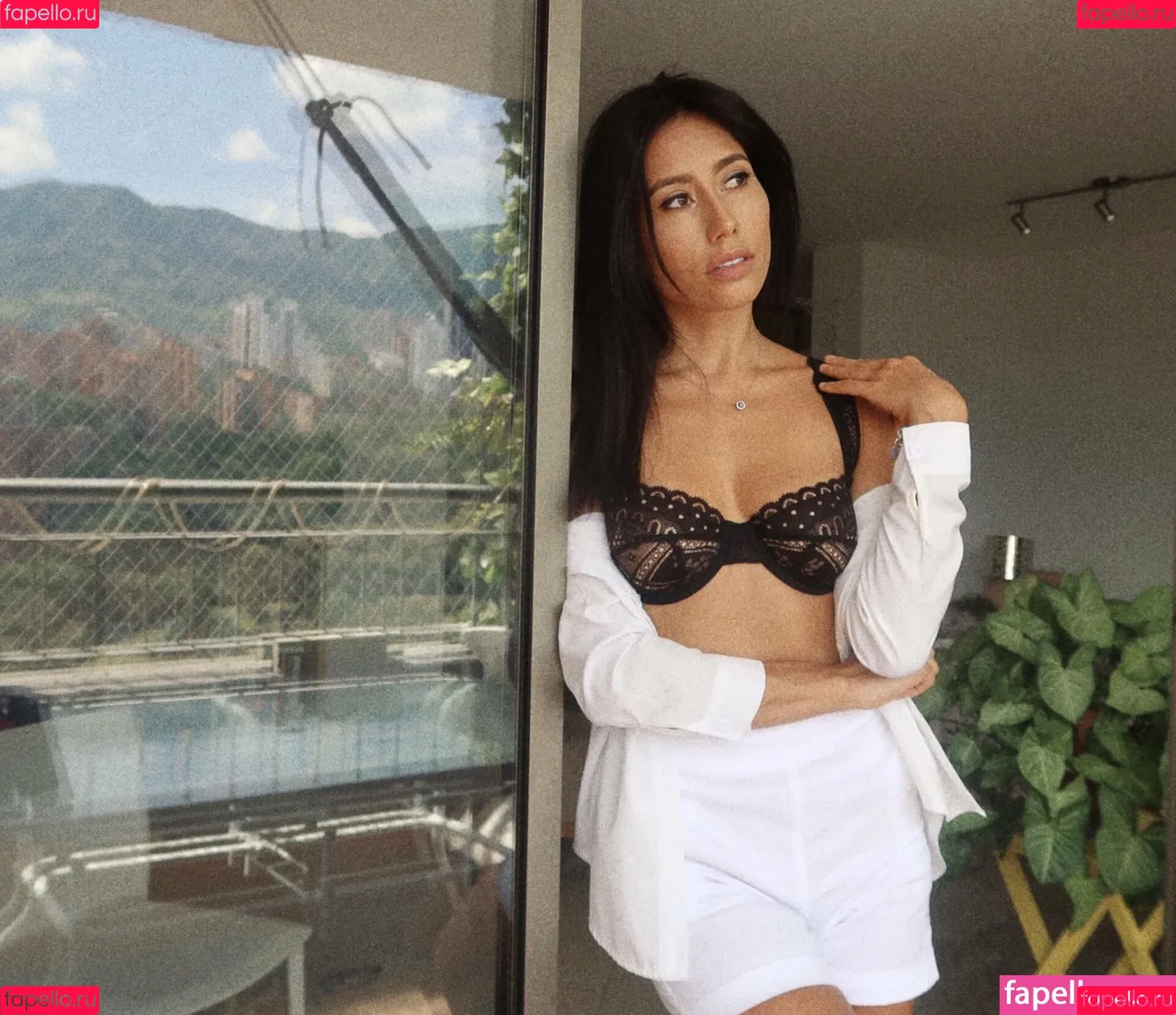 Flora Bella Onlyfans Photo Gallery 