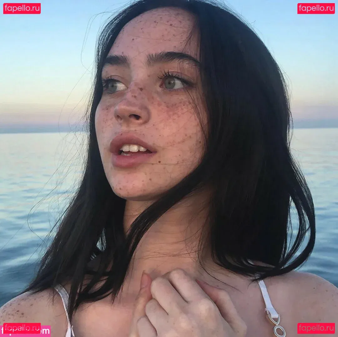 Rae Cambra Onlyfans Photo Gallery 