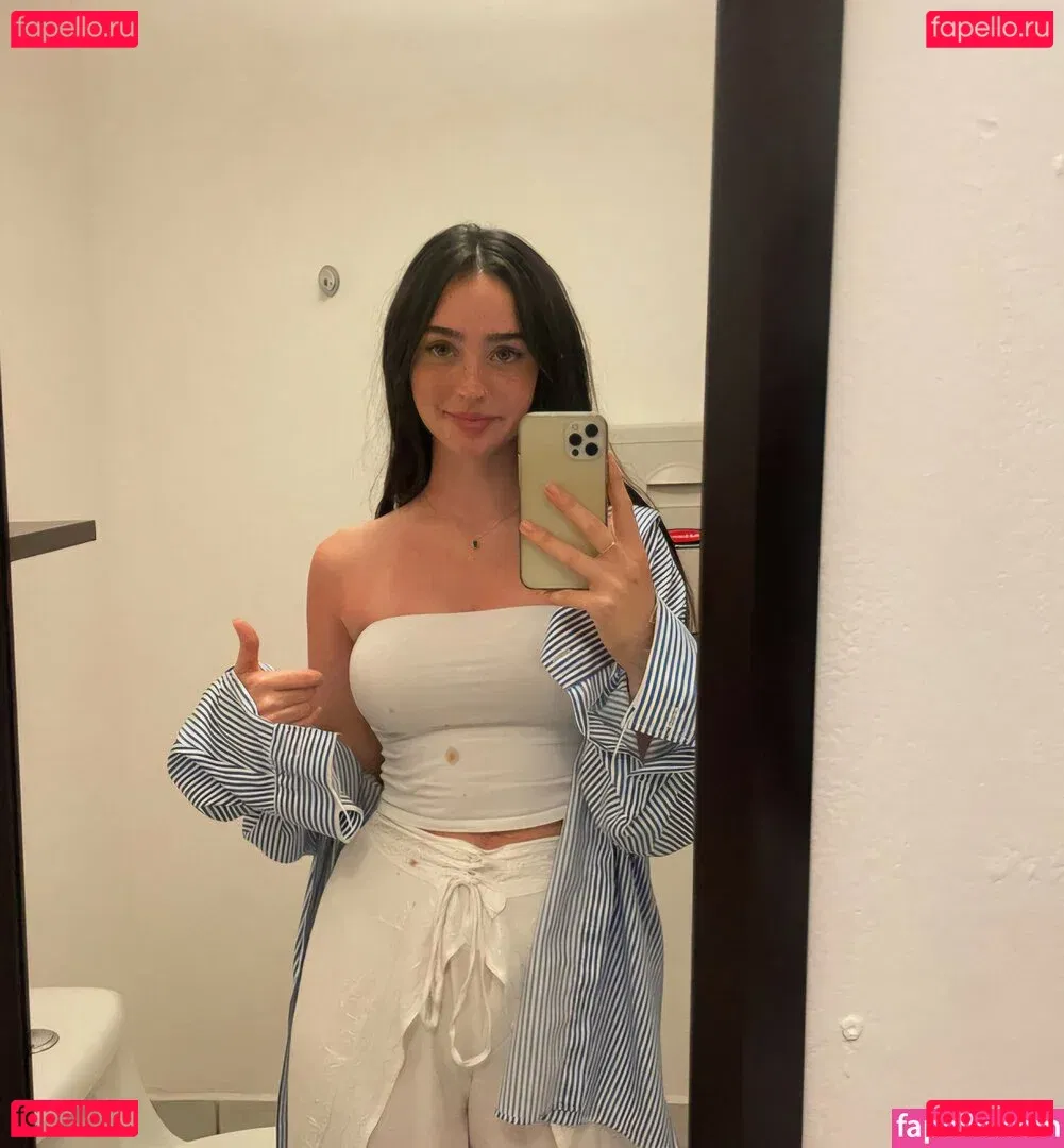 Rae Cambra Onlyfans Photo Gallery 