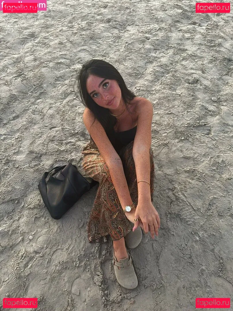 Rae Cambra Onlyfans Photo Gallery 