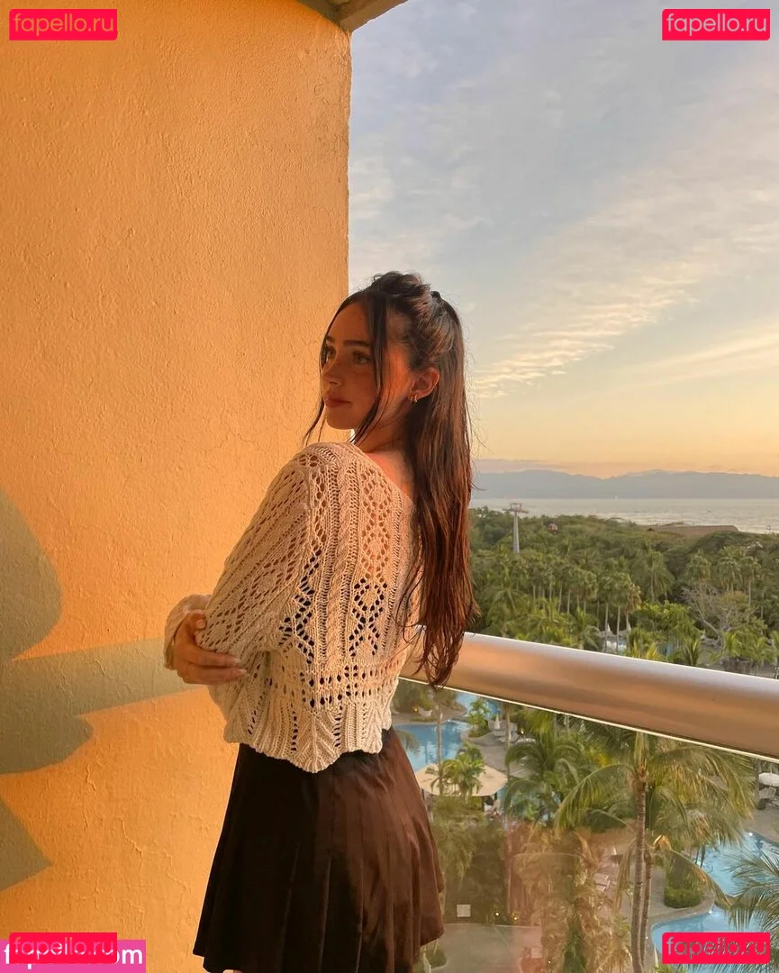 Rae Cambra Onlyfans Photo Gallery 