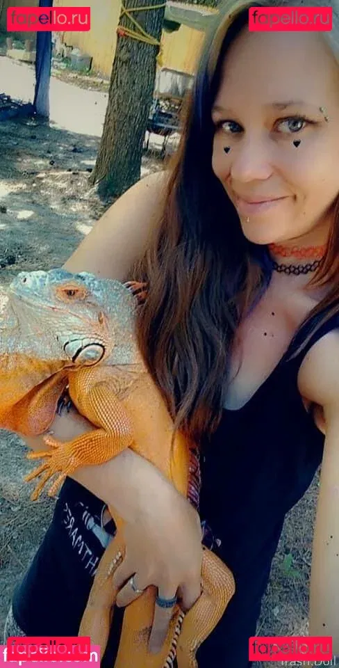 TrashDoll Onlyfans Photo Gallery 