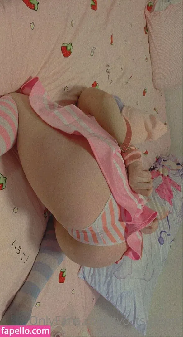 tyo_tsubomi Onlyfans Photo Gallery 