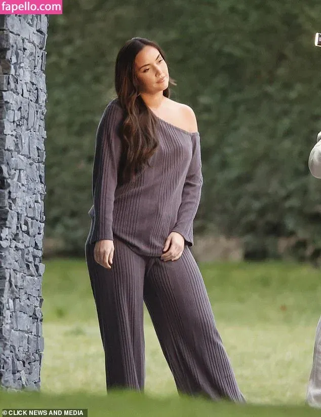 jussez Onlyfans Photo Gallery 