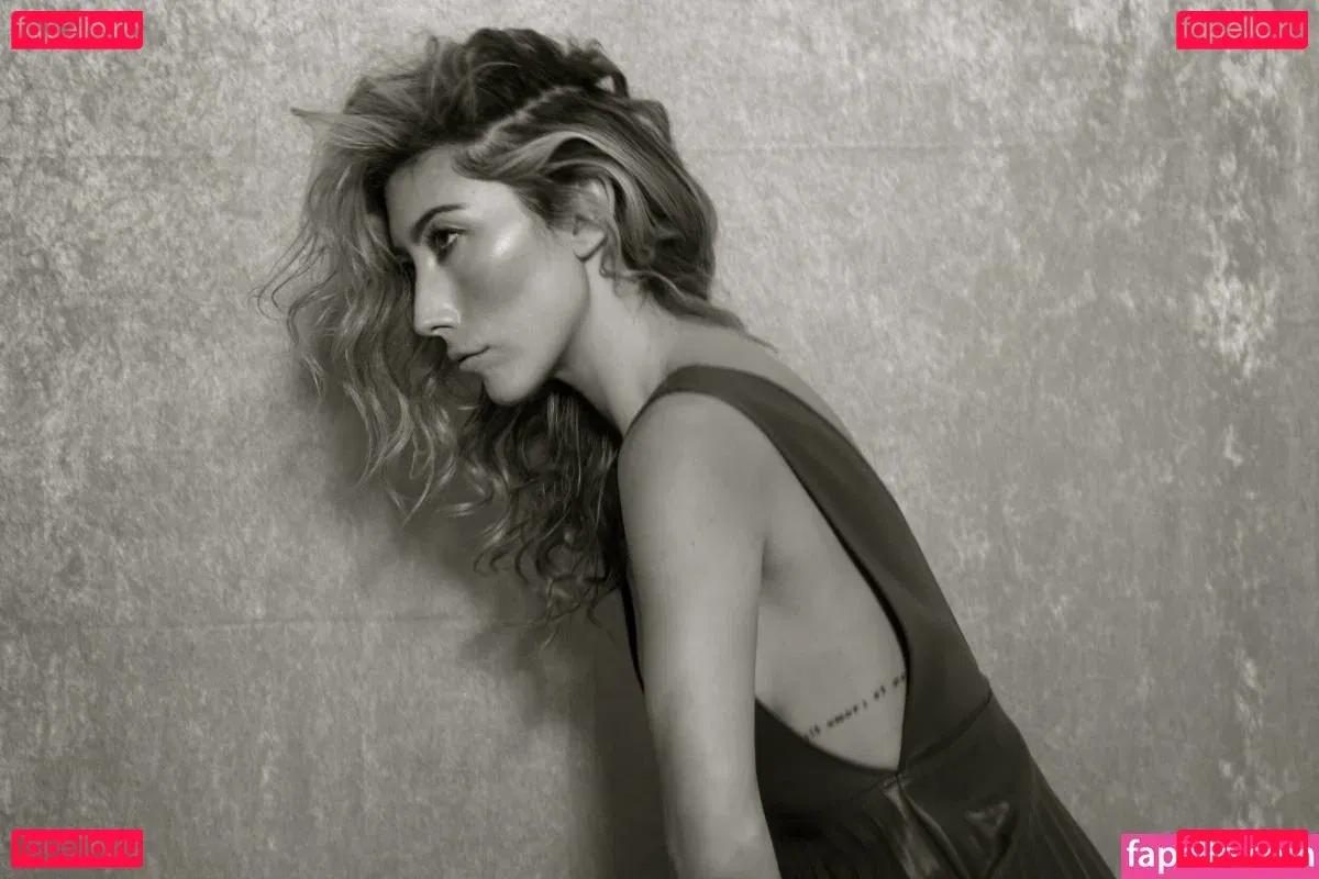 Dichen Lachman Onlyfans Photo Gallery 