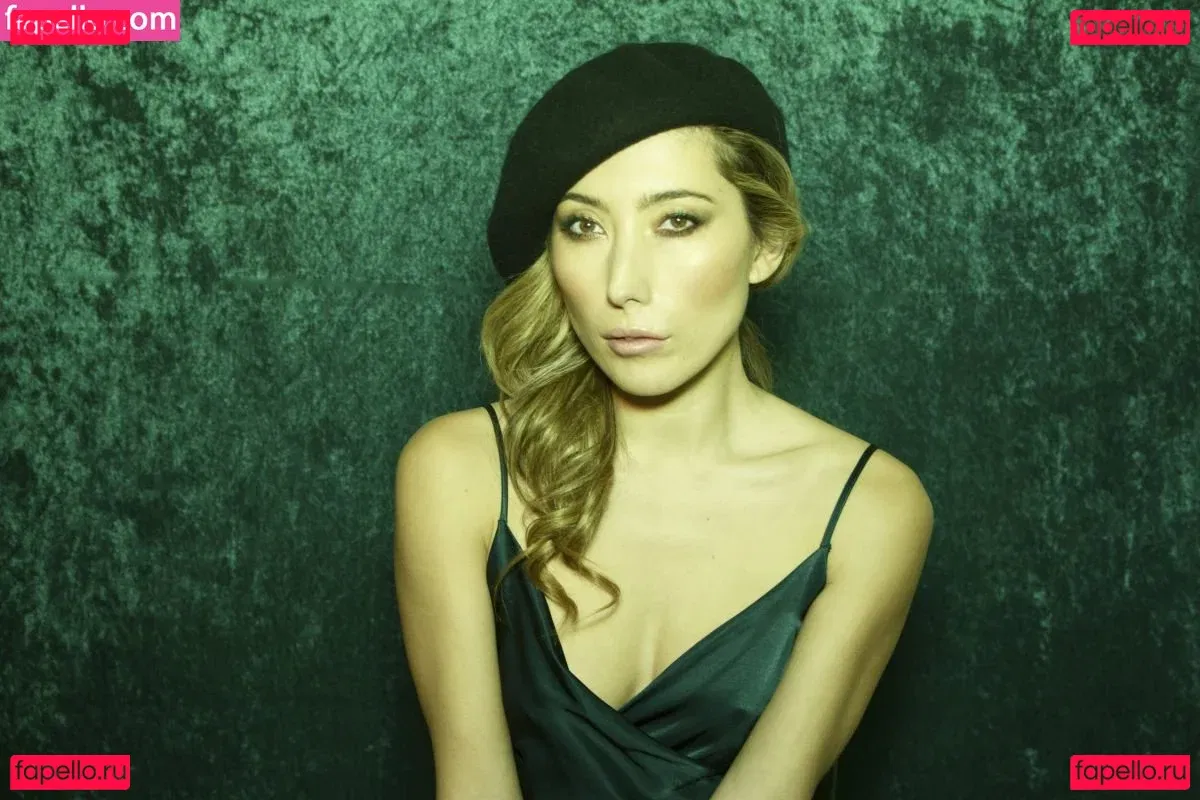 Dichen Lachman Onlyfans Photo Gallery 