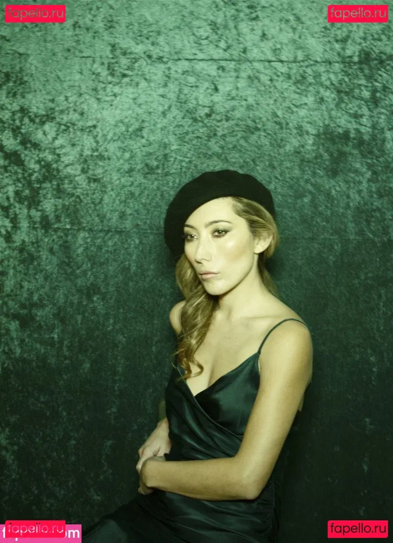 Dichen Lachman Onlyfans Photo Gallery 