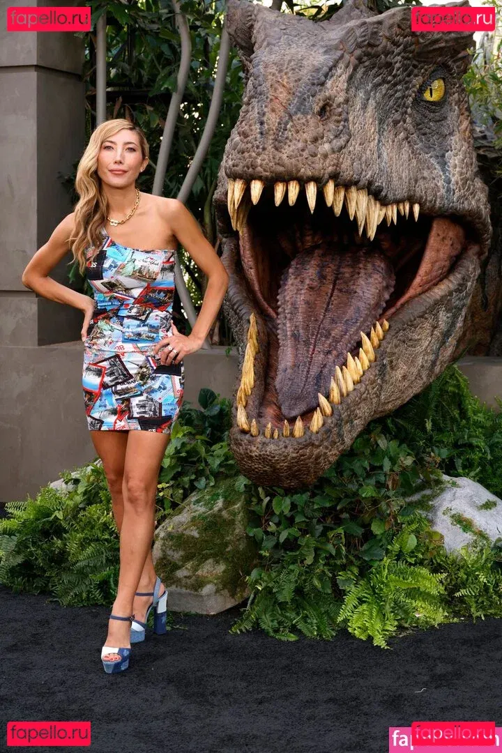 Dichen Lachman Onlyfans Photo Gallery 