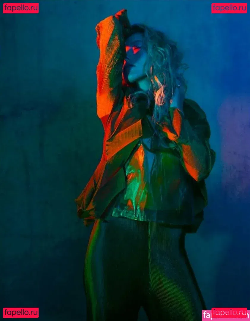 Dichen Lachman Onlyfans Photo Gallery 