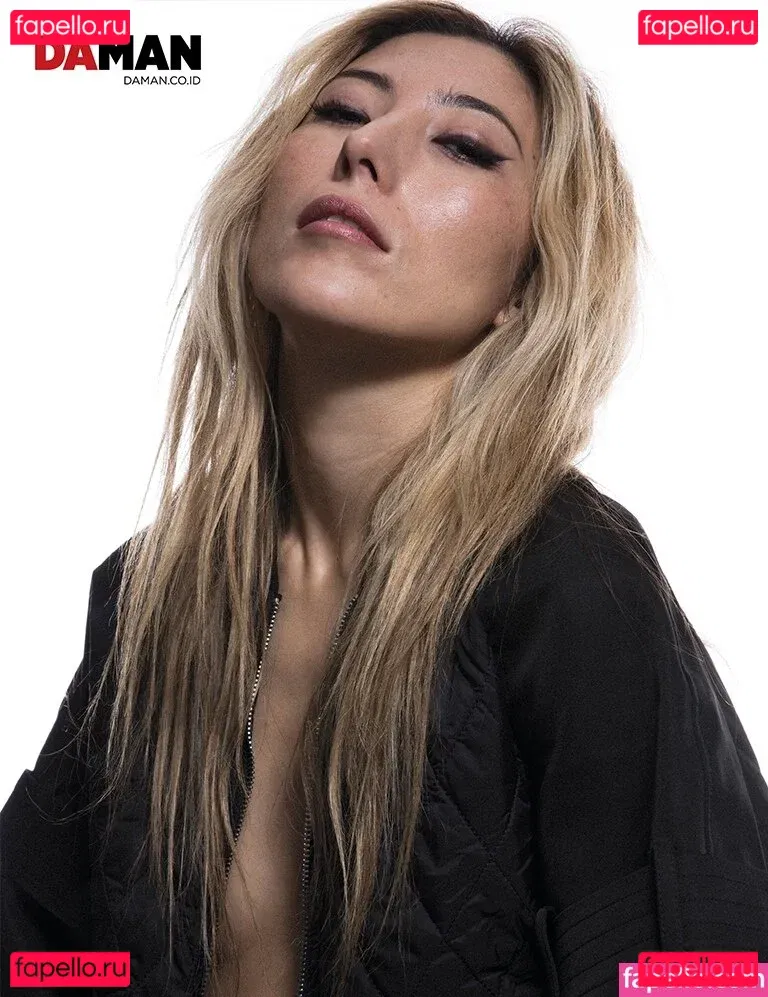 Dichen Lachman Onlyfans Photo Gallery 