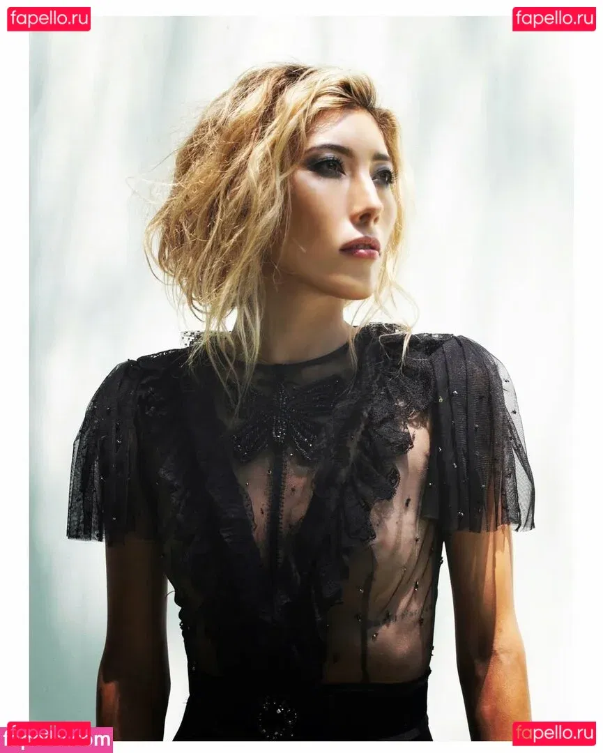 Dichen Lachman Onlyfans Photo Gallery 