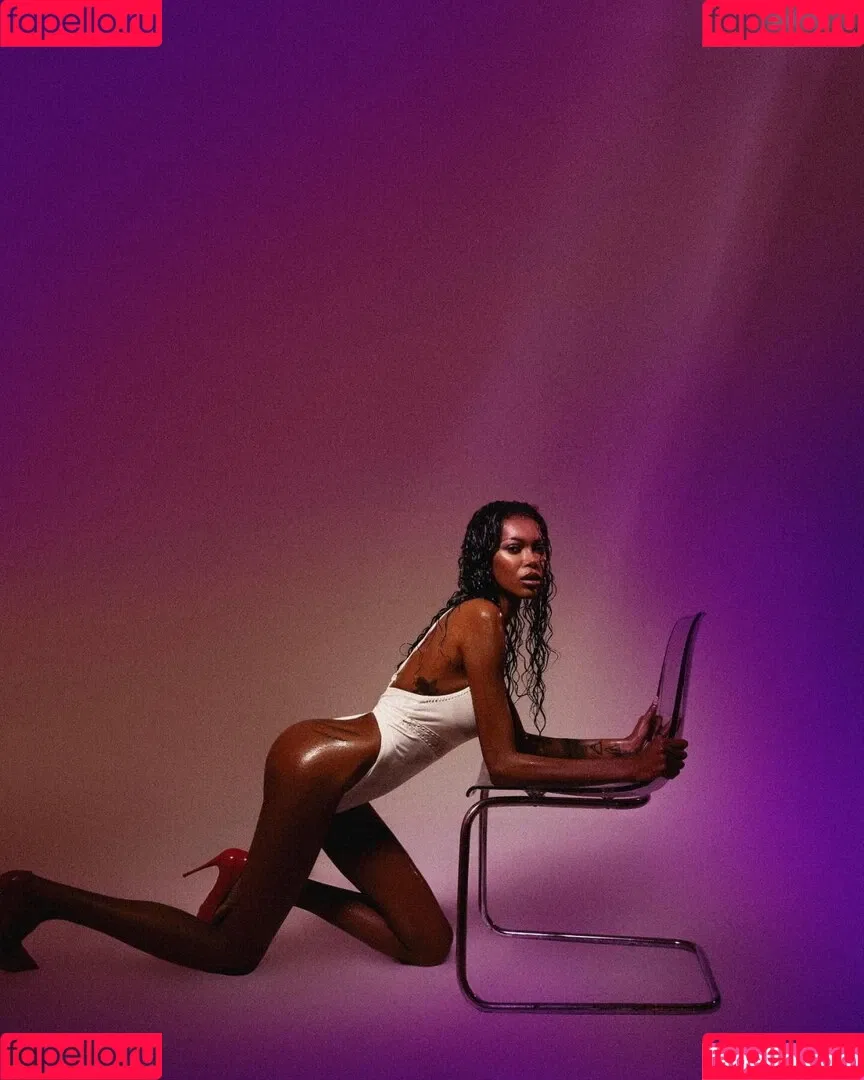 Jessica White Onlyfans Photo Gallery 