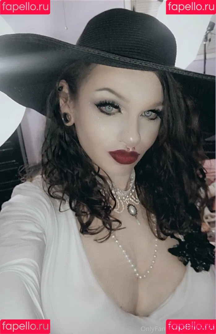 bloodrain Onlyfans Photo Gallery 