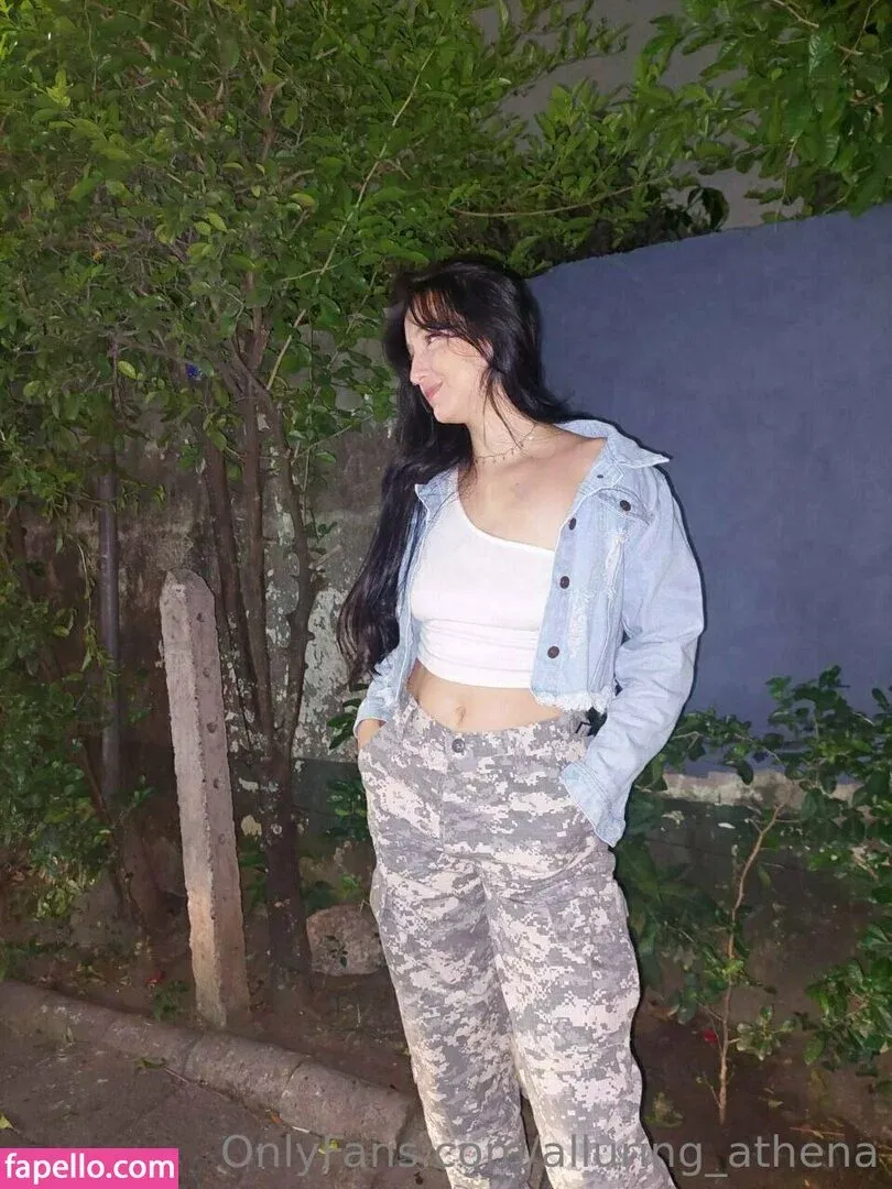 alluring_athena Onlyfans Photo Gallery 