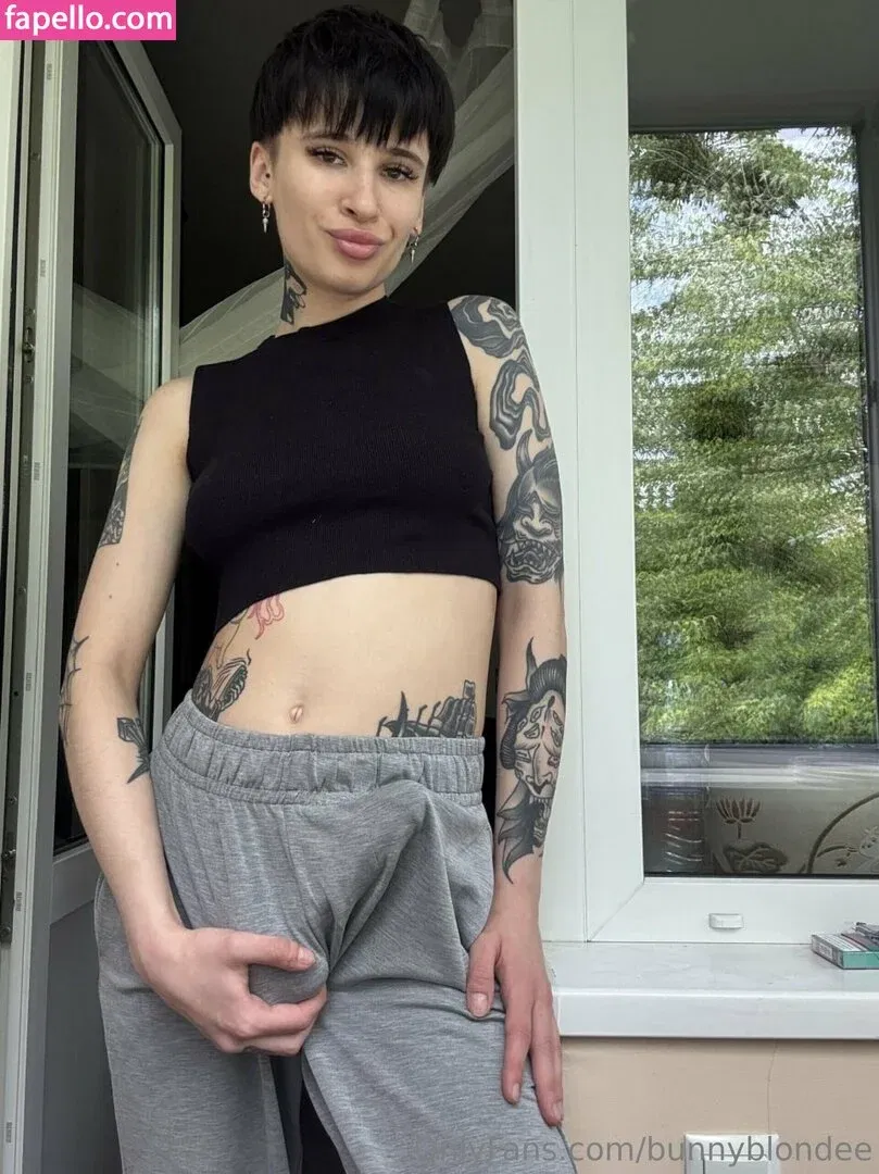 bunnyblondee Onlyfans Photo Gallery 