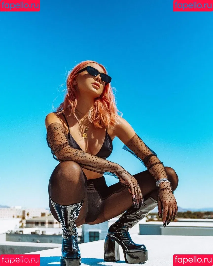 Lara Fraser Onlyfans Photo Gallery 