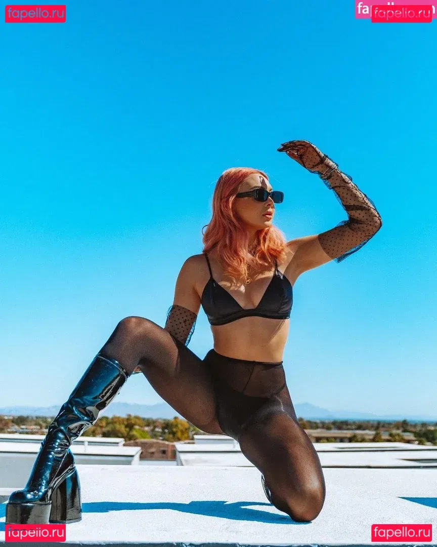 Lara Fraser Onlyfans Photo Gallery 