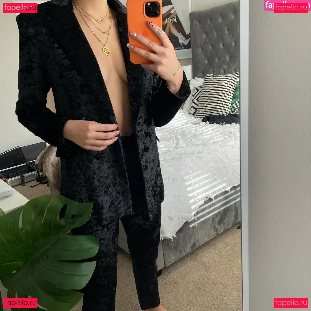 Lara Fraser Onlyfans Photo Gallery 