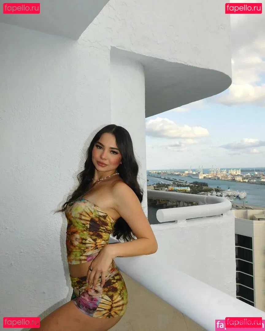 Lara Fraser Onlyfans Photo Gallery 