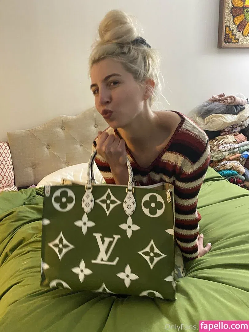 classyash Onlyfans Photo Gallery 