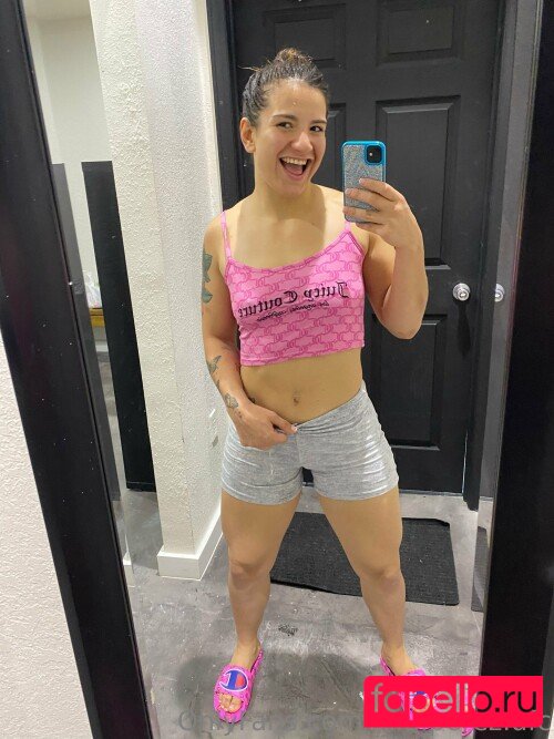 Ailin Perez Nude Onlyfans Photo 39