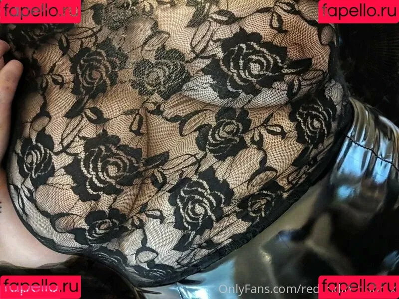 red_ridin_hood.x Onlyfans Photo Gallery 