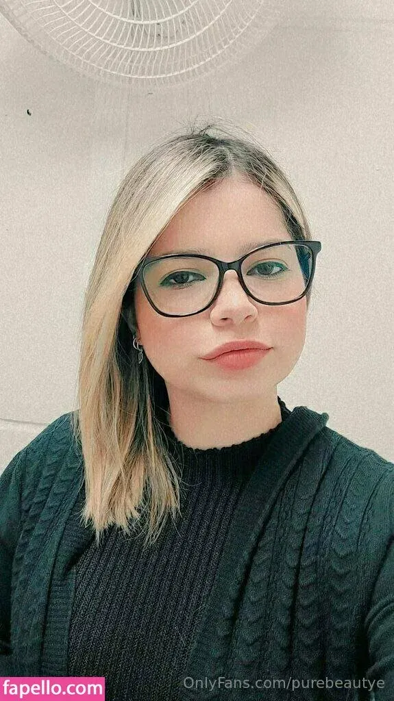 purebeautye Onlyfans Photo Gallery 