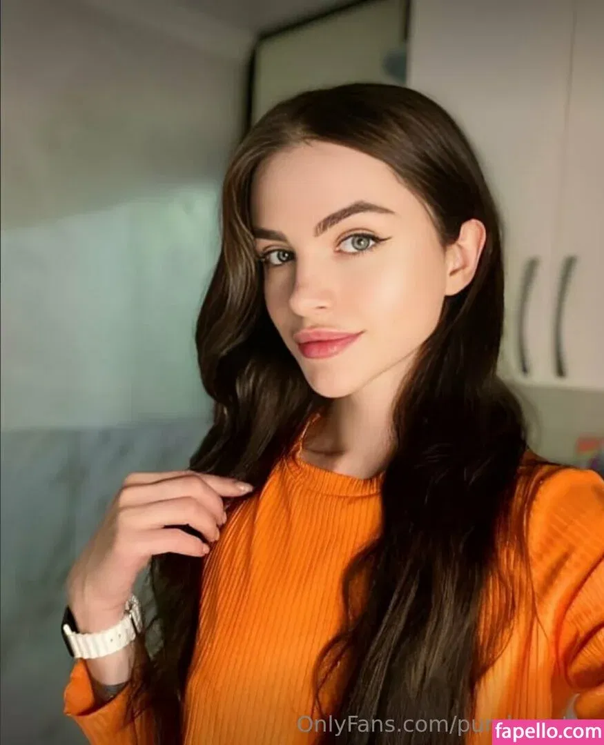 purebeautye Onlyfans Photo Gallery 