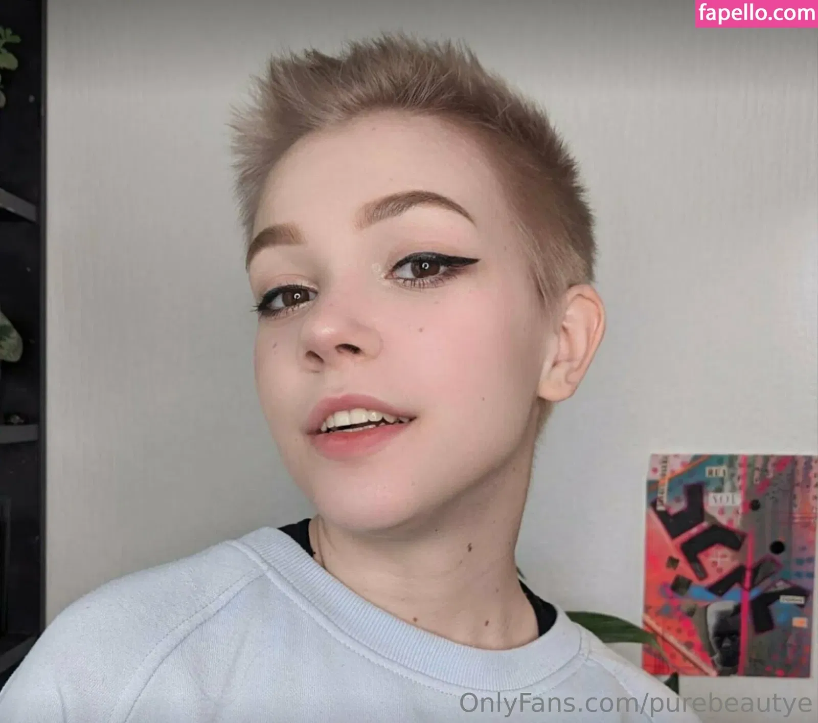 purebeautye Onlyfans Photo Gallery 