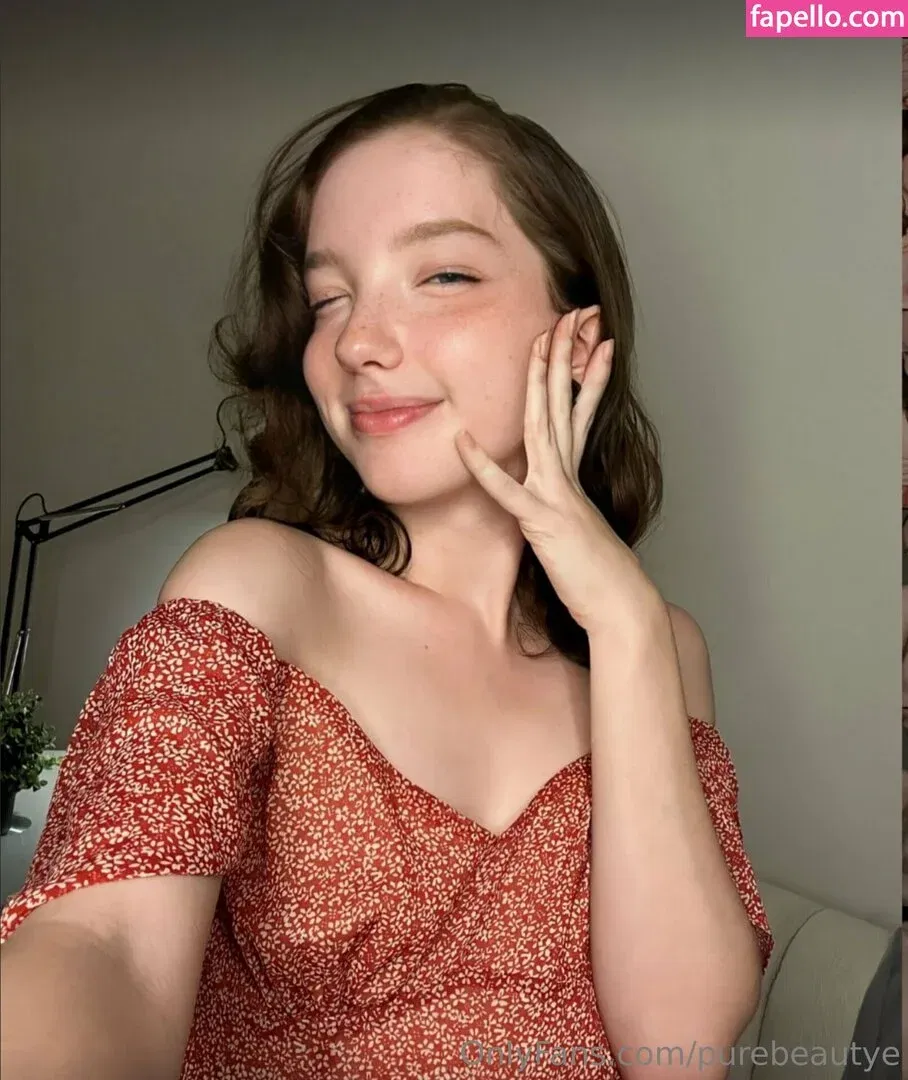 purebeautye Onlyfans Photo Gallery 