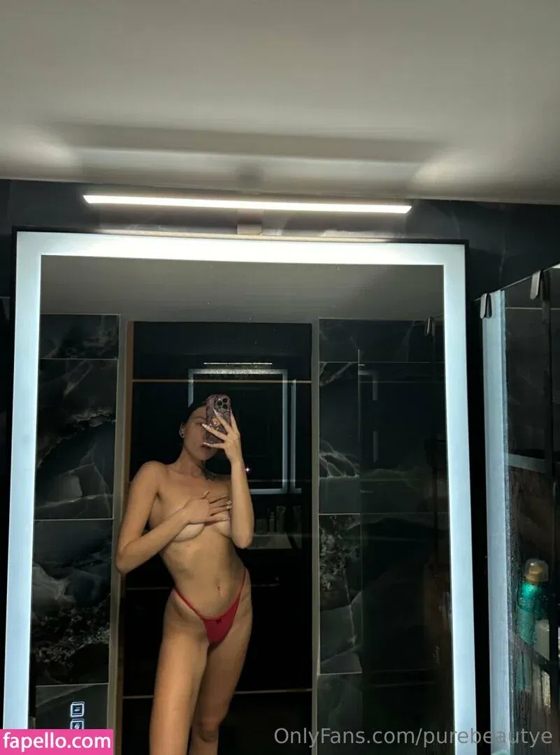 purebeautye Onlyfans Photo Gallery 