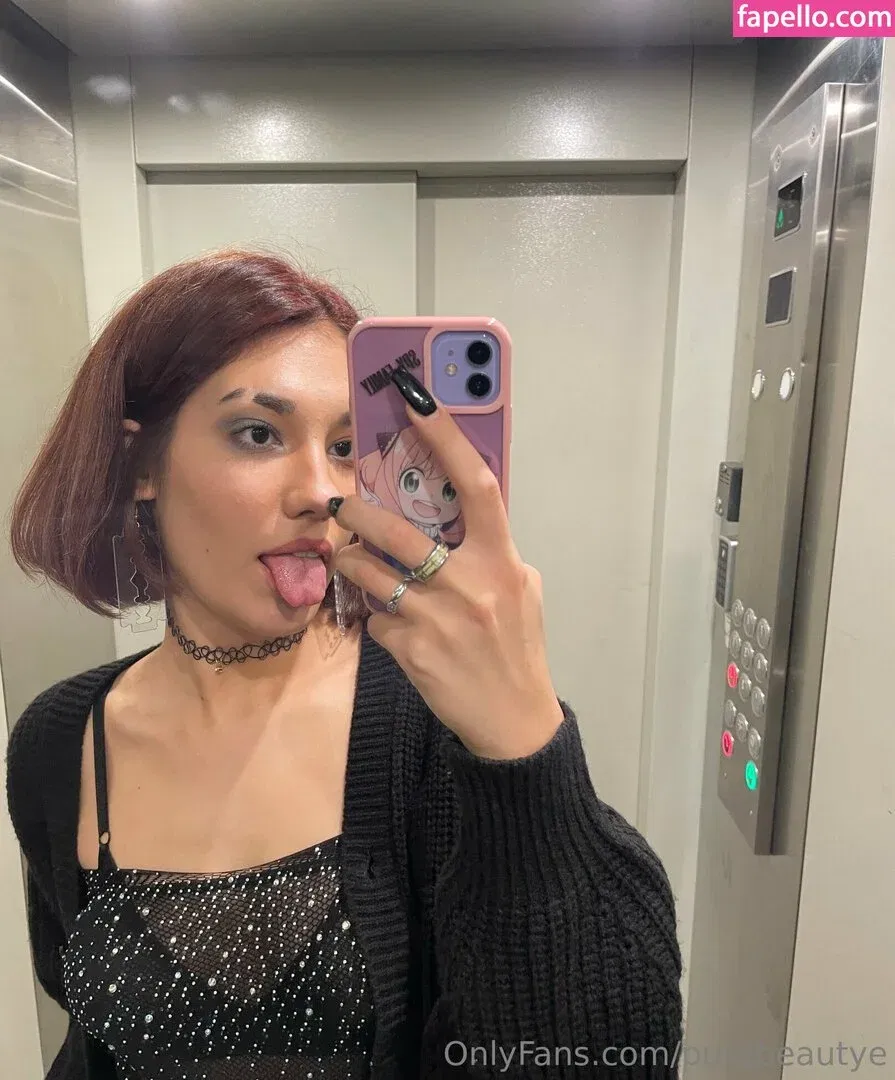 purebeautye Onlyfans Photo Gallery 