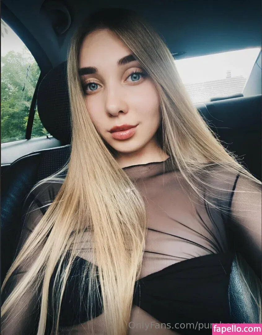 purebeautye Onlyfans Photo Gallery 