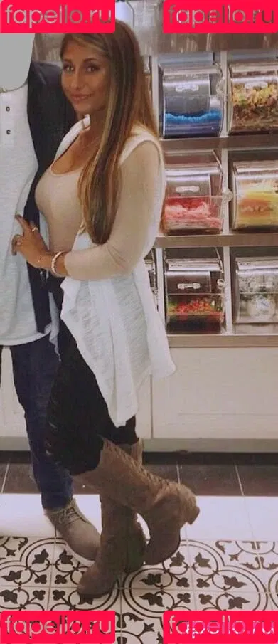 Julia & Olivia Onlyfans Photo Gallery 