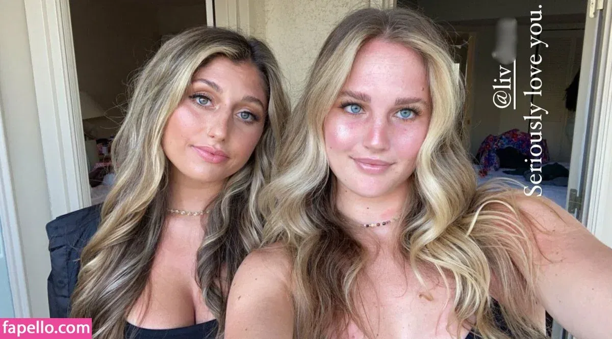 Julia & Olivia Onlyfans Photo Gallery 