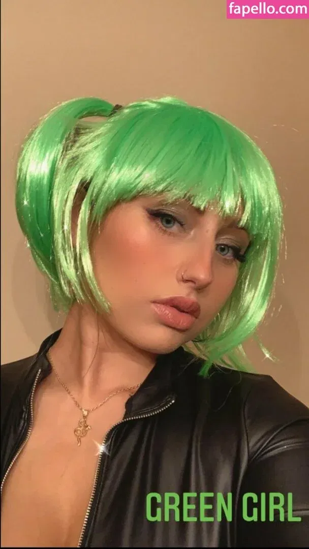 Julia & Olivia Onlyfans Photo Gallery 