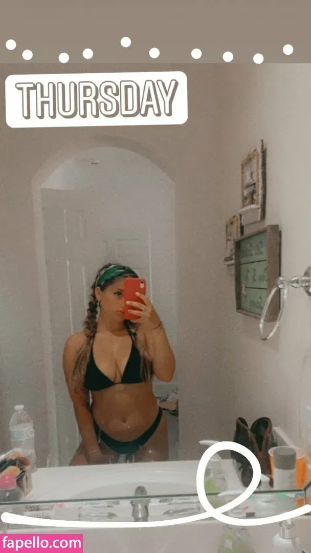 Julia & Olivia Onlyfans Photo Gallery 