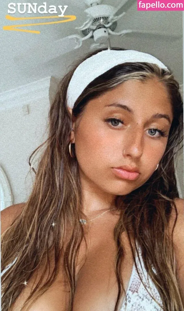 Julia & Olivia Onlyfans Photo Gallery 