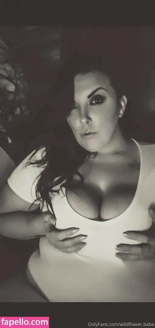 wildflower.babe Onlyfans Photo Gallery 