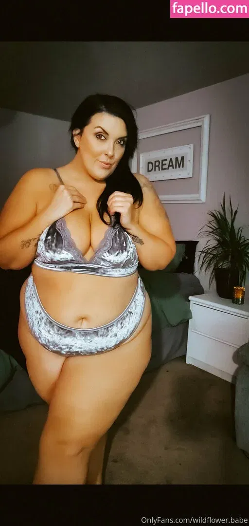 wildflower.babe Onlyfans Photo Gallery 