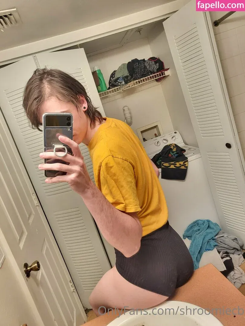 peachyshyboy Onlyfans Photo Gallery 