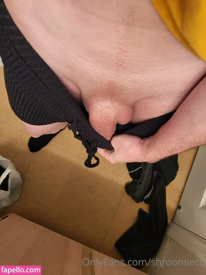 peachyshyboy Onlyfans Photo Gallery 