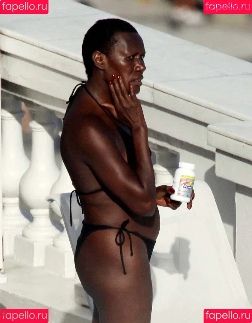 Grace Jones Onlyfans Photo Gallery 